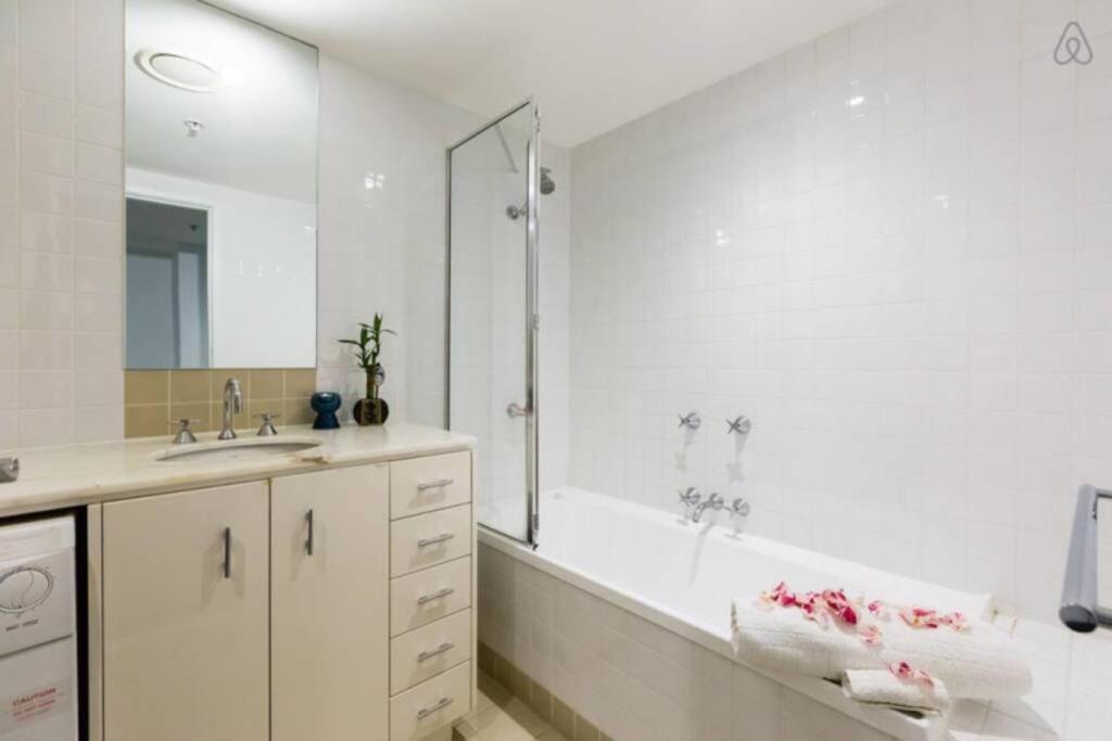 Roma Studio Apartment In Collins Street Melbourne Exterior foto